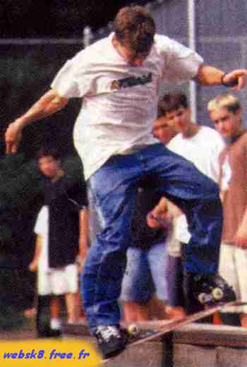 je suis hardrockeur mais également skateurs